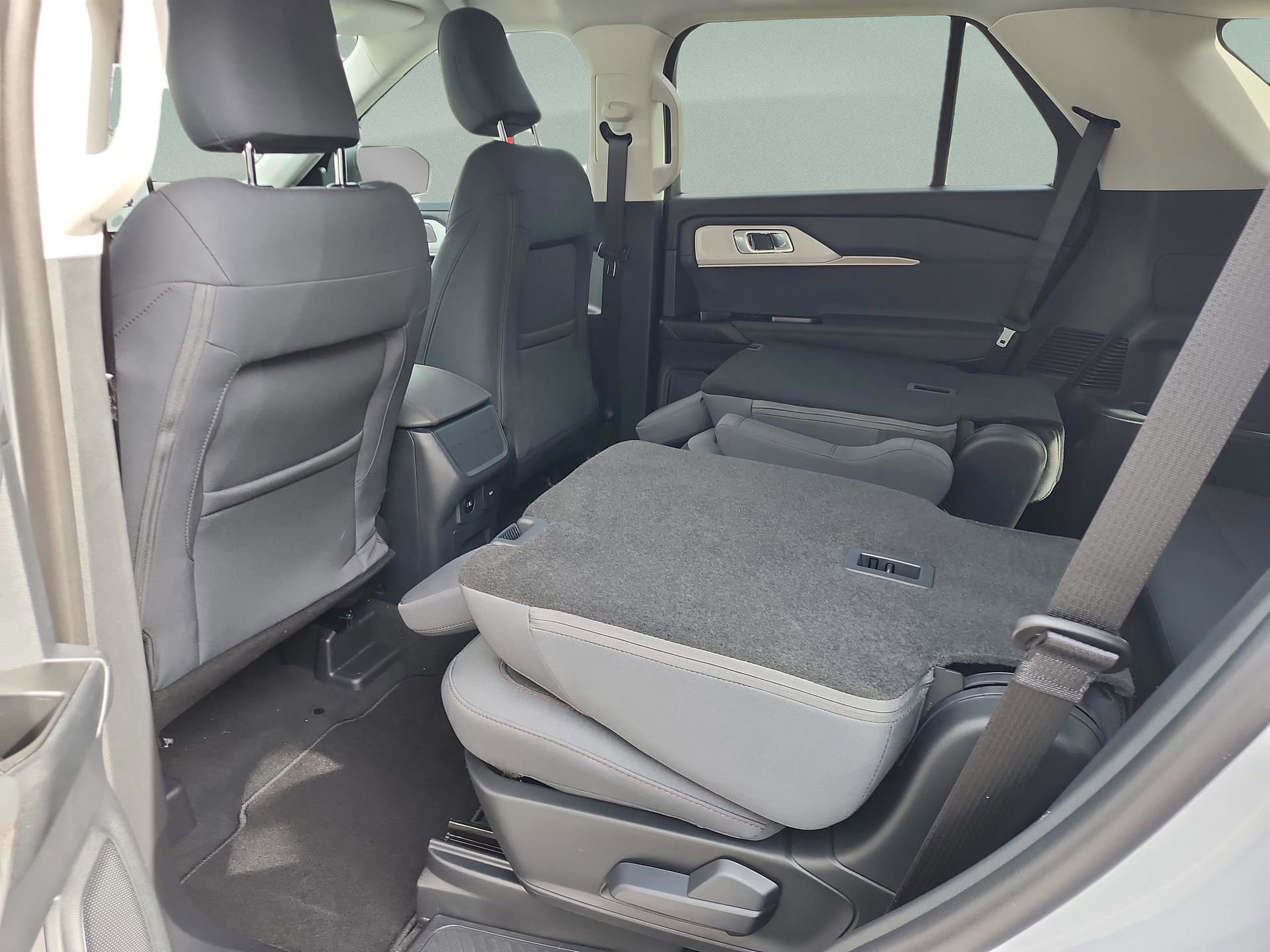 New 2026 Ford Explorer Active image 17