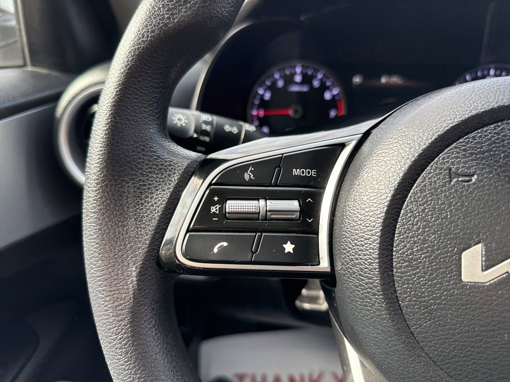 Used 2024 Kia Forte LXS image 17