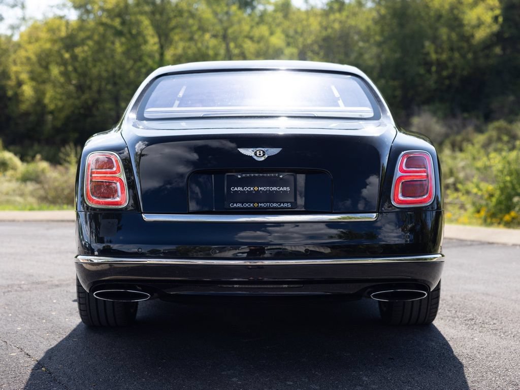 Used 2019 Bentley Mulsanne RWD image 10