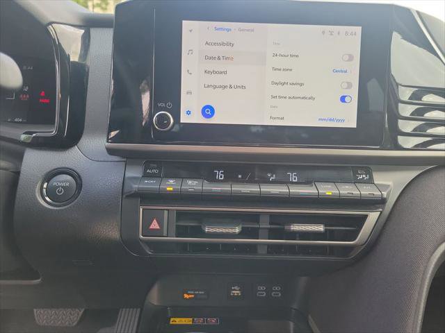 Certified 2025 Toyota Camry LE image 27