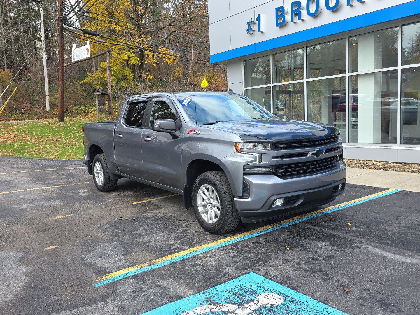 Used 2021 Chevrolet Silverado 1500 RST image 4