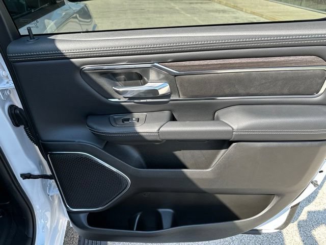 New 2027 RAM 1500 Laramie w/ Laramie Preferred Package AWD/4WD image 16