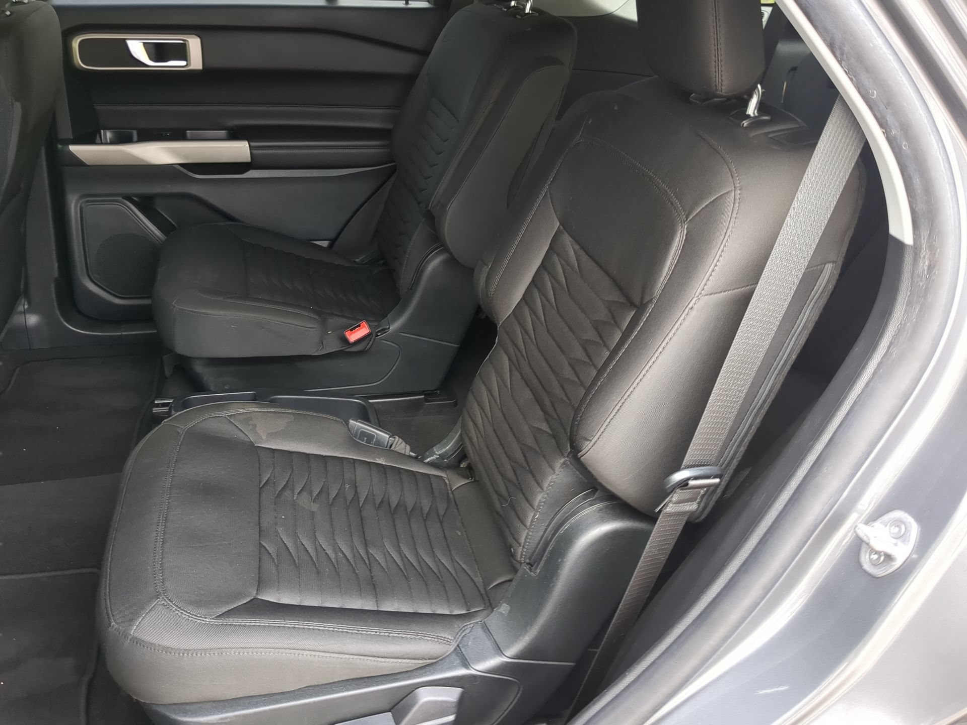 Certified 2021 Ford Explorer XLT RWD image 54