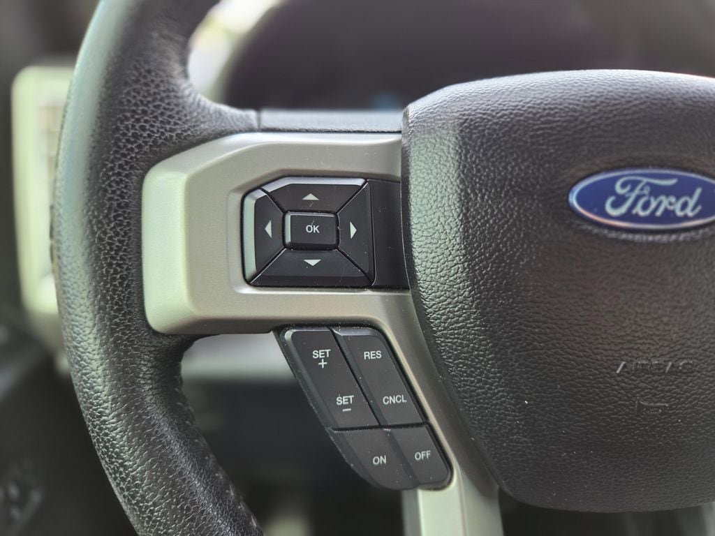 Used 2016 Ford F150 Lariat w/ Equipment Group 501A Mid RWD image 16