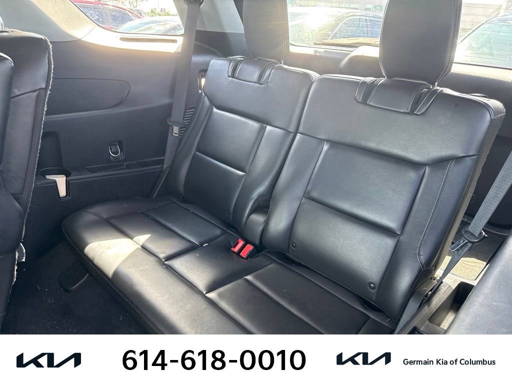 Used 2022 Ford Explorer XLT w/ Equipment Group 202A AWD/4WD image 10