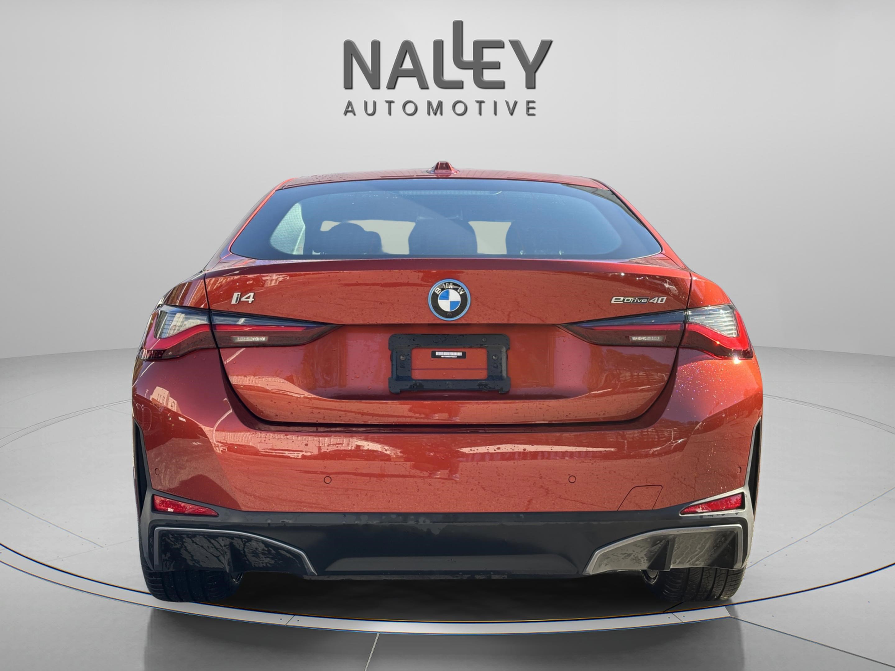 Used 2023 BMW i4 eDrive40 w/ Premium Package image 3