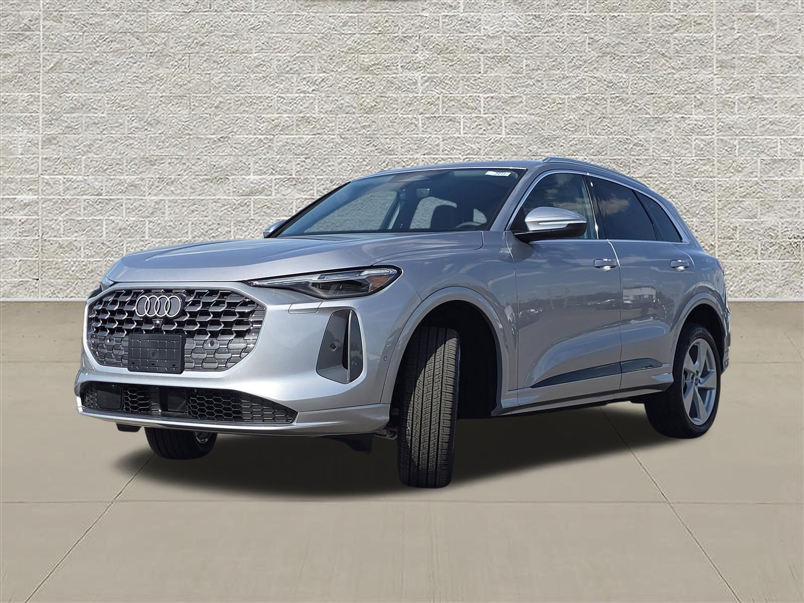 New 2026 Audi Q5 Premium Plus AWD/4WD image 3