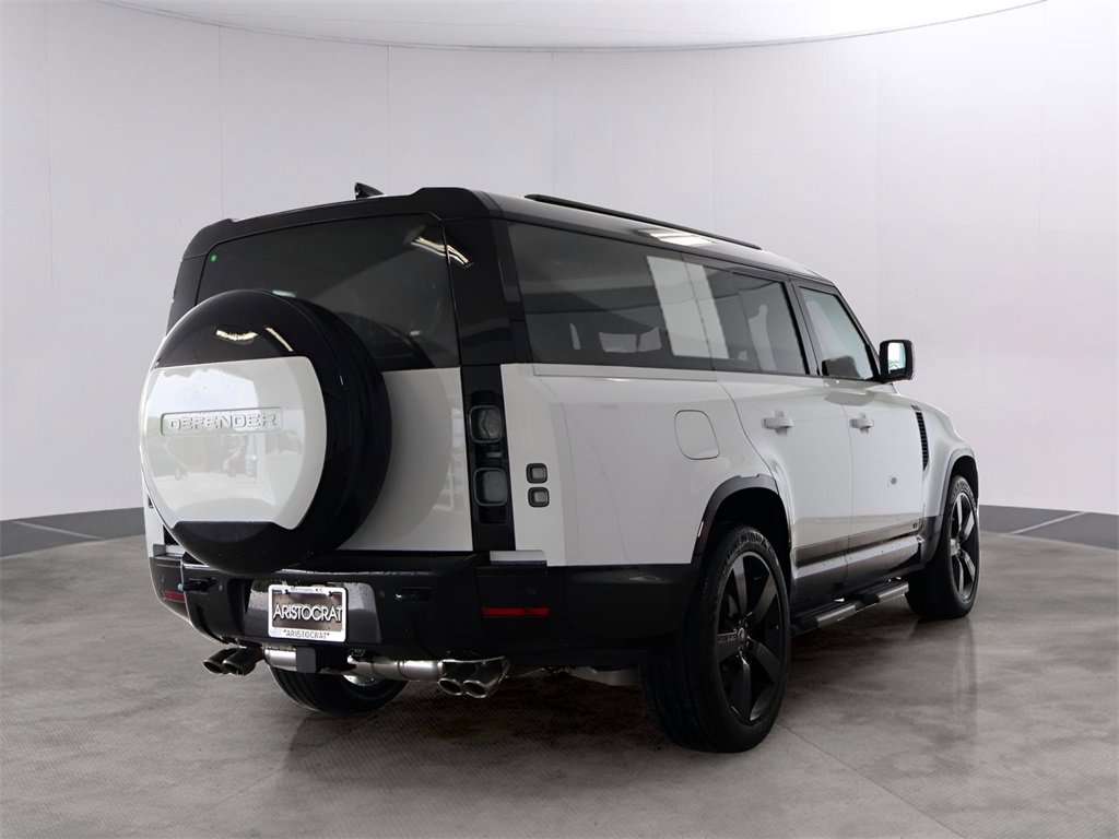 New 2025 Land Rover Defender 130 V8 image 13