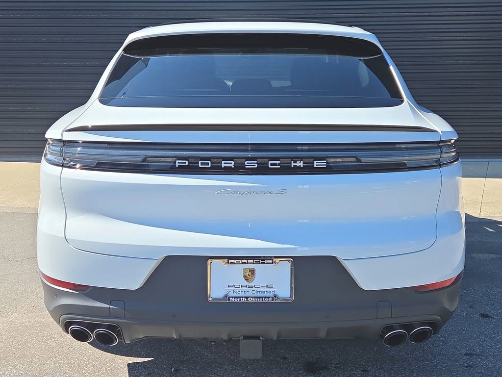 New 2026 Porsche Cayenne S image 23