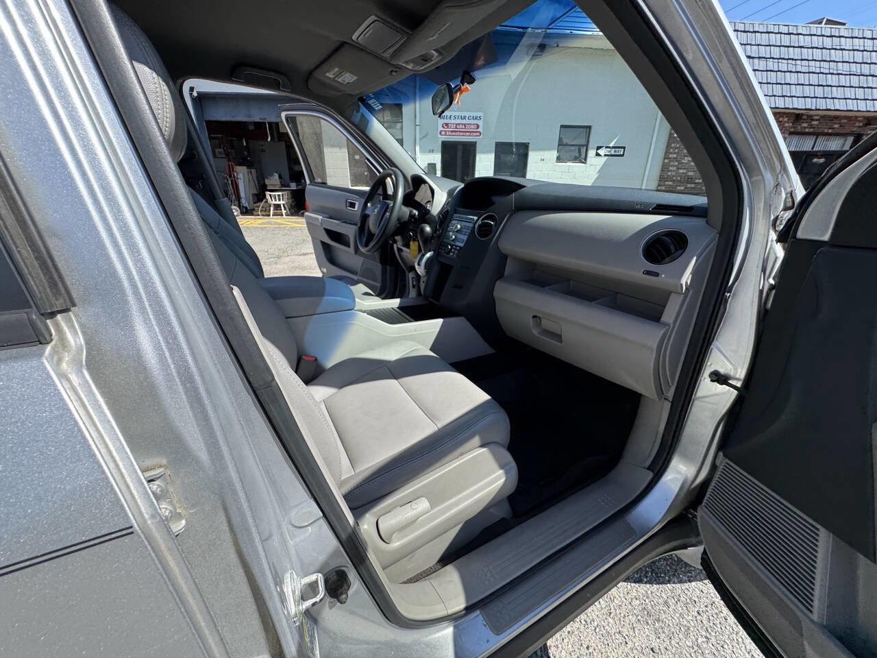 Used 2010 Honda Pilot LX image 48