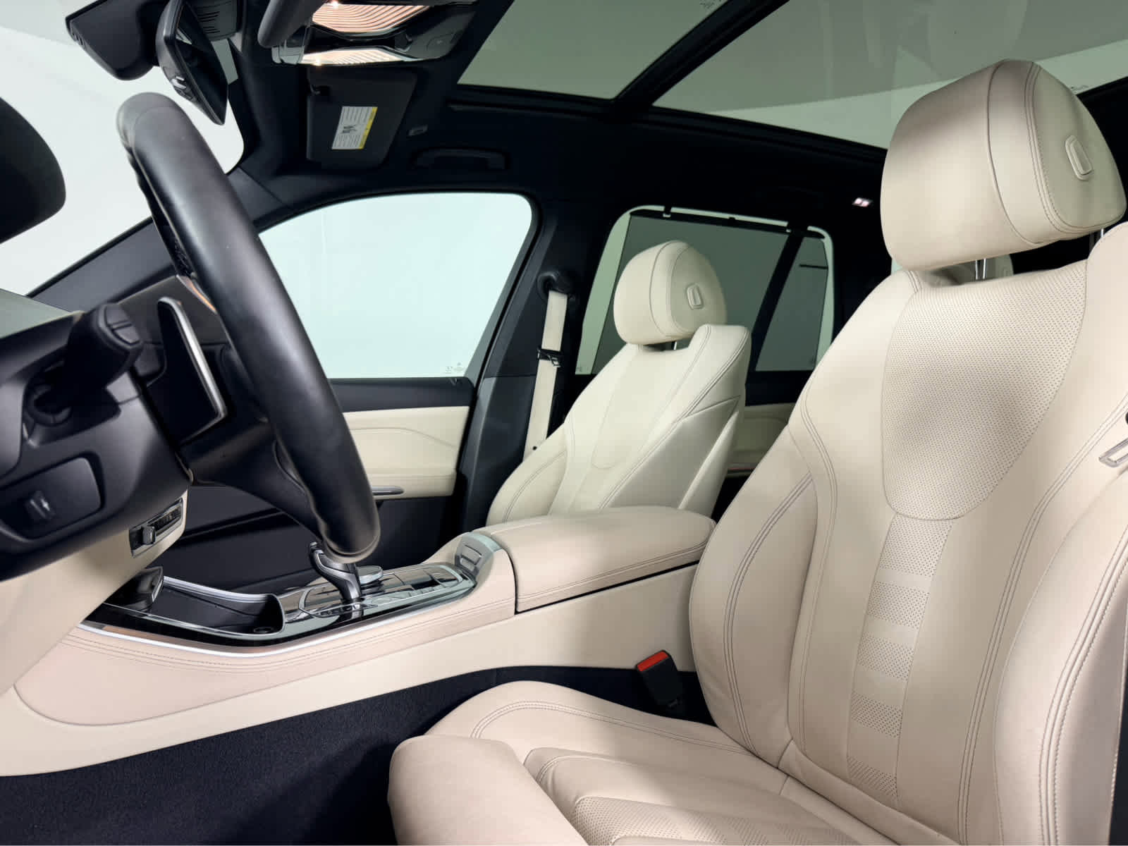 Used 2019 BMW X5 xDrive40i w/ M Sport Package image 10