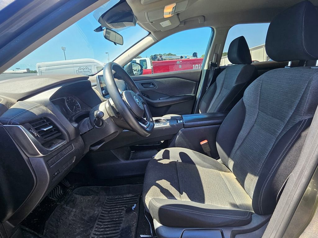 Used 2021 Nissan Rogue S FWD image 12