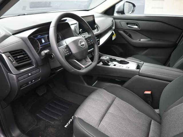 New 2026 Nissan Rogue SV w/ Cold Weather Package FWD image 20