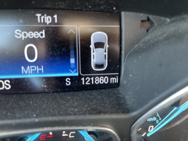 Used 2016 Ford Escape SE w/ Equipment Group 201A FWD image 9