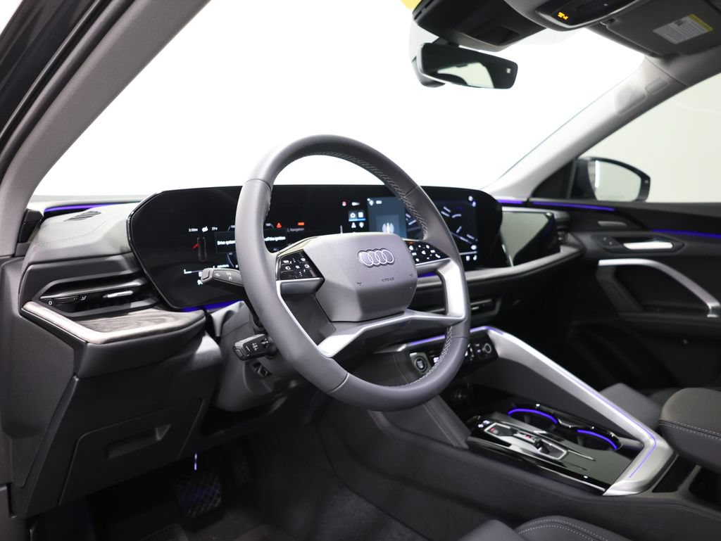 Certified 2025 Audi Q5 Premium w/ Premium Plus AWD/4WD image 15