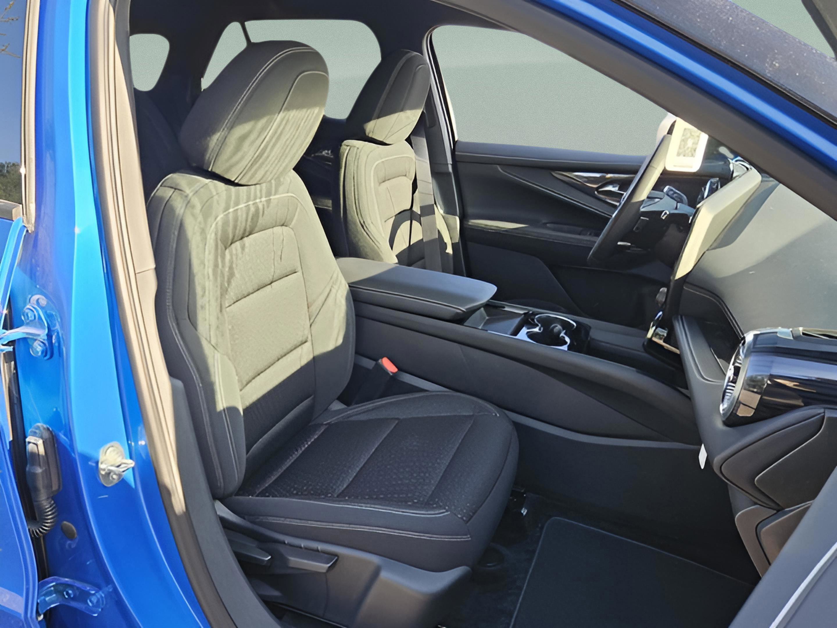 New 2025 Chevrolet Blazer EV LT w/ Midnight/Sport Edition image 19