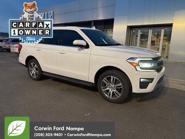 Used 2024 Ford Expedition XLT image 2