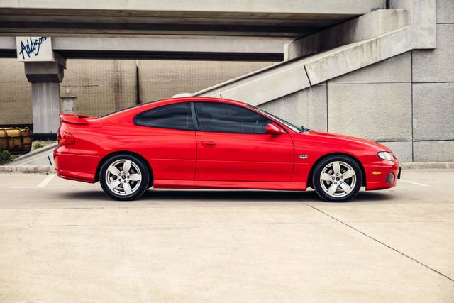 Used 2004 Pontiac GTO image 9