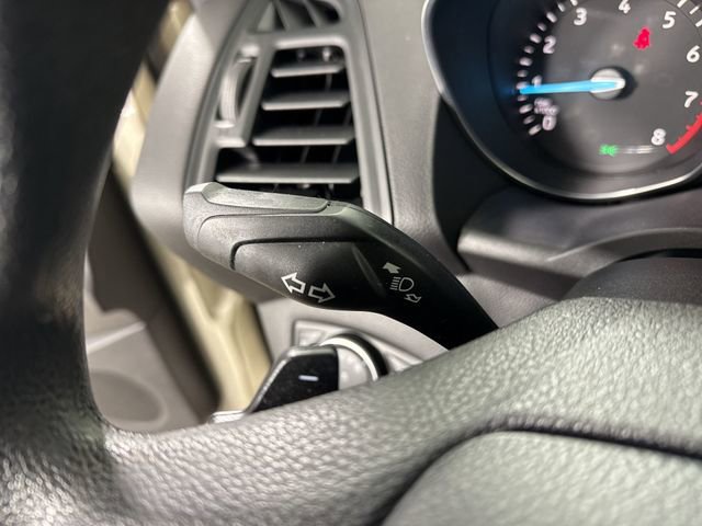 Used 2017 Ford Escape SE image 15