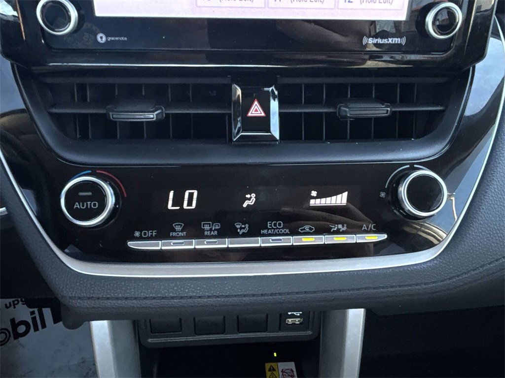 Used 2022 Toyota Corolla Cross LE image 24