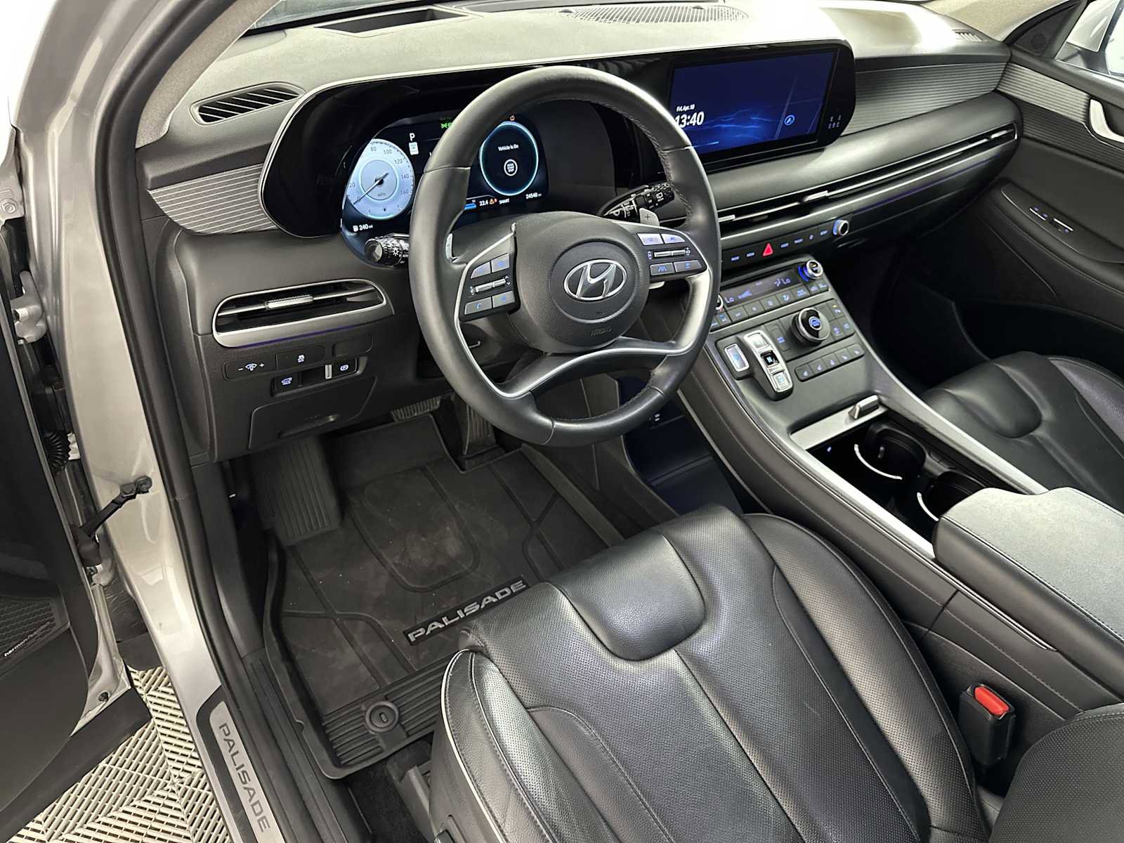 Used 2024 Hyundai Palisade Limited image 10