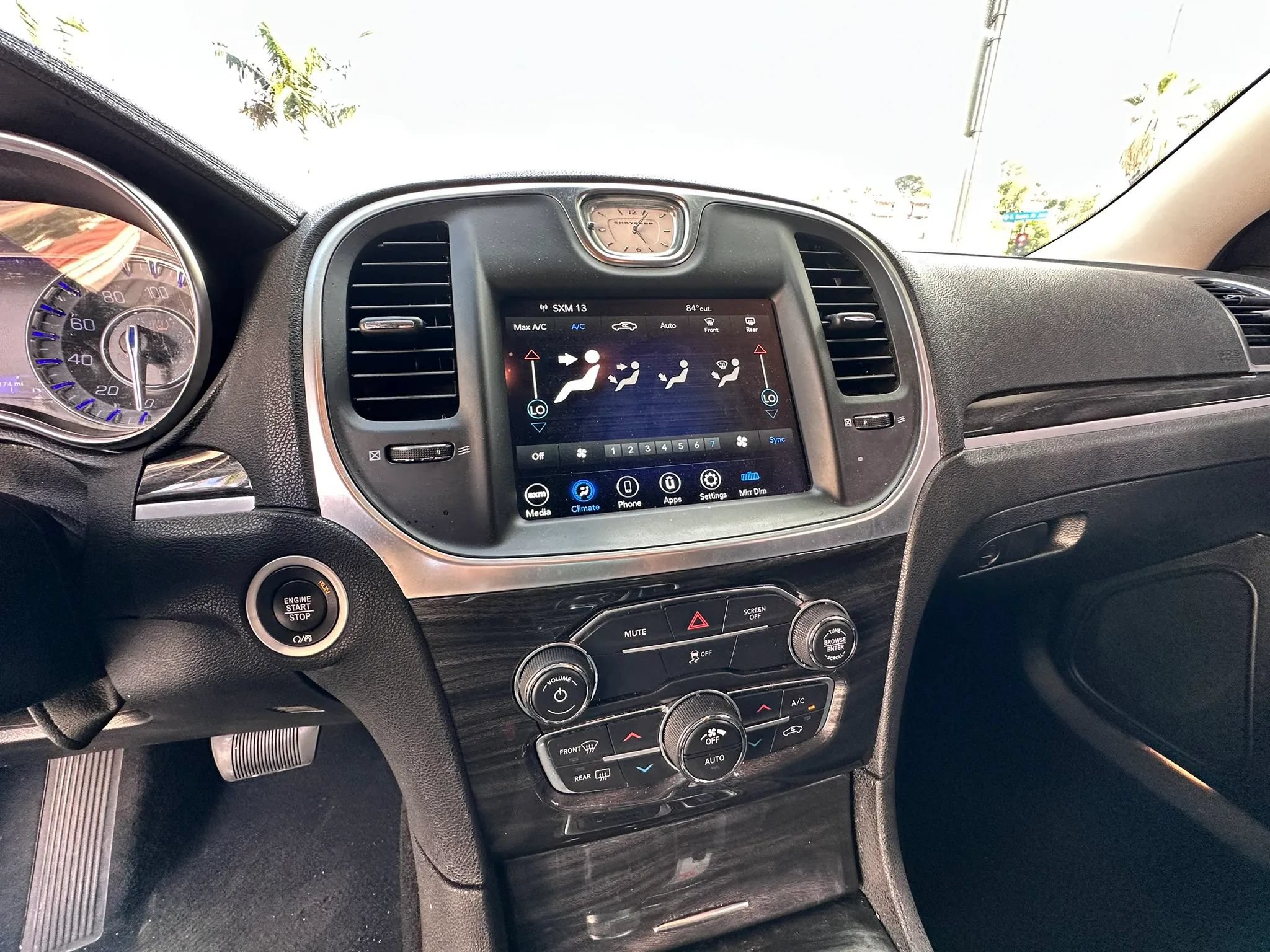 Used 2021 Chrysler 300 Touring w/ Sport Appearance Package RWD image 19