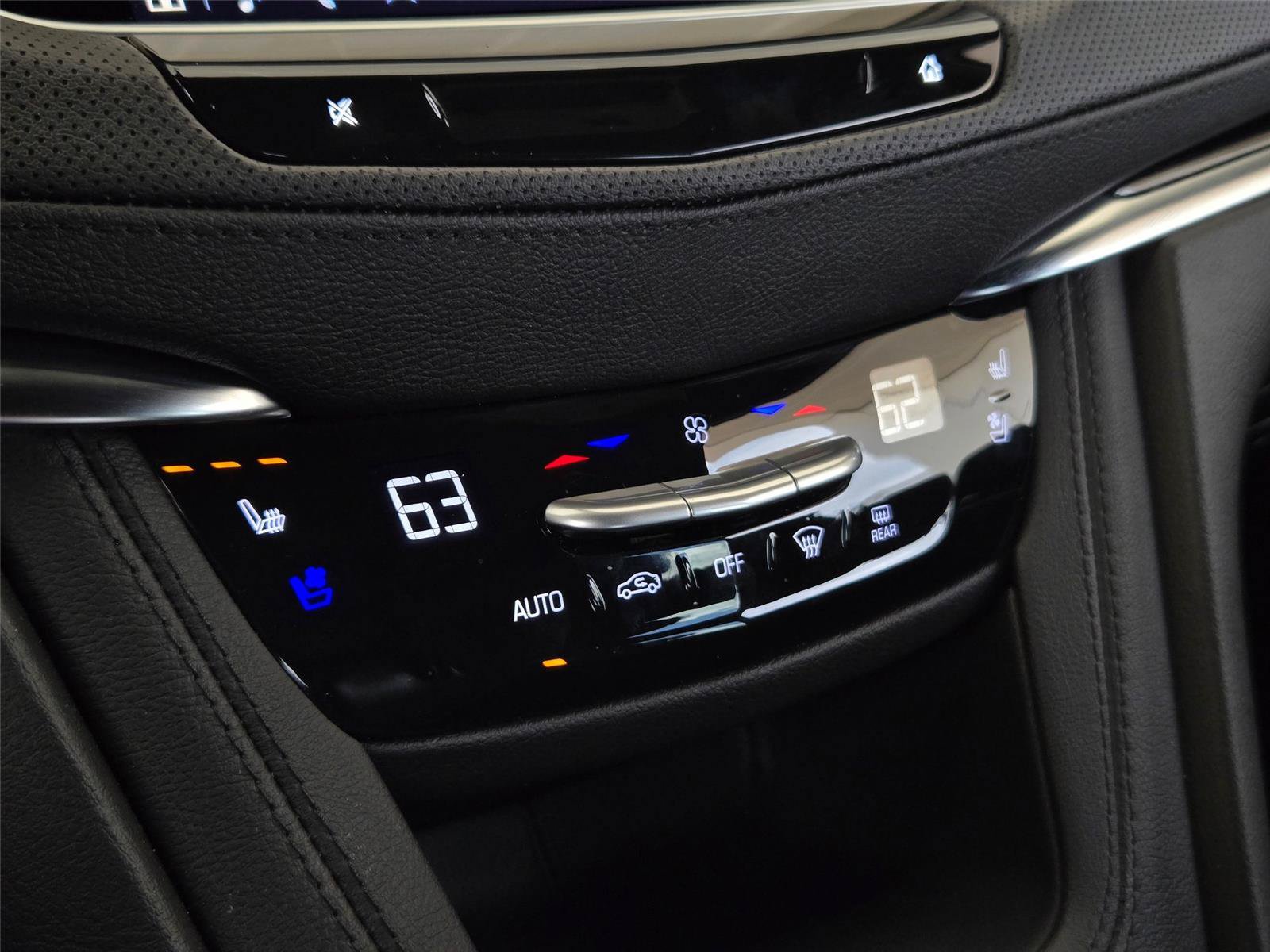 New 2026 Cadillac XT5 Premium Luxury w/ Driver Assist Package AWD/4WD image 21