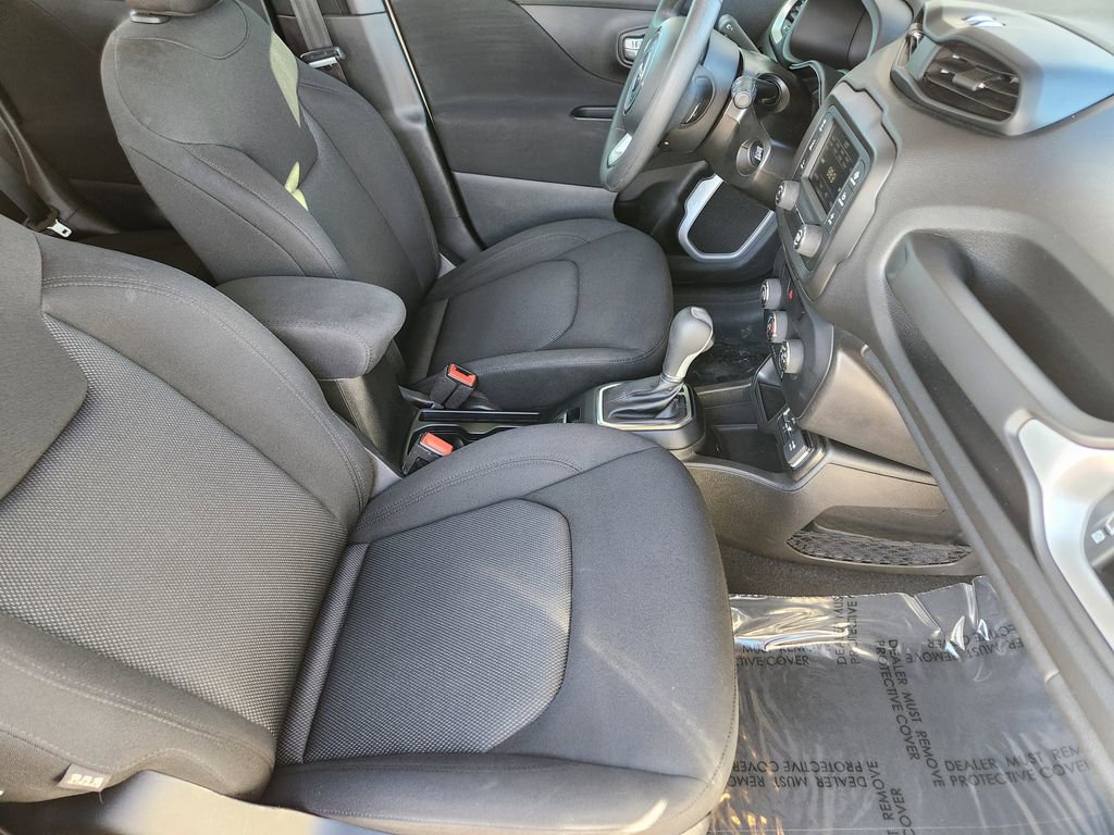 Used 2020 Jeep Renegade Sport w/ Sport Appearance Group image 4