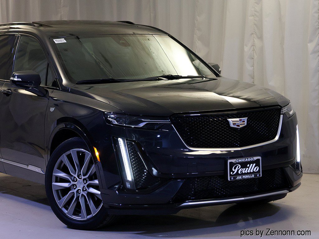 Used 2020 Cadillac XT6 Sport AWD/4WD image 2