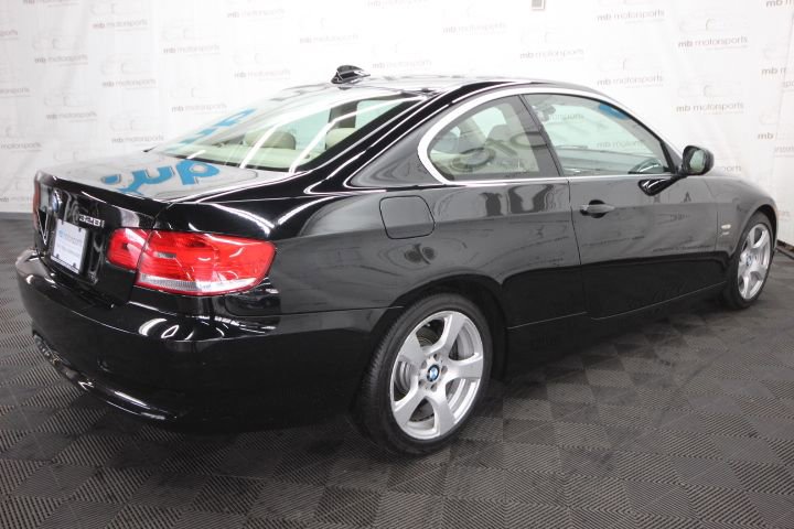 Used 2010 BMW 328i xDrive Coupe image 7