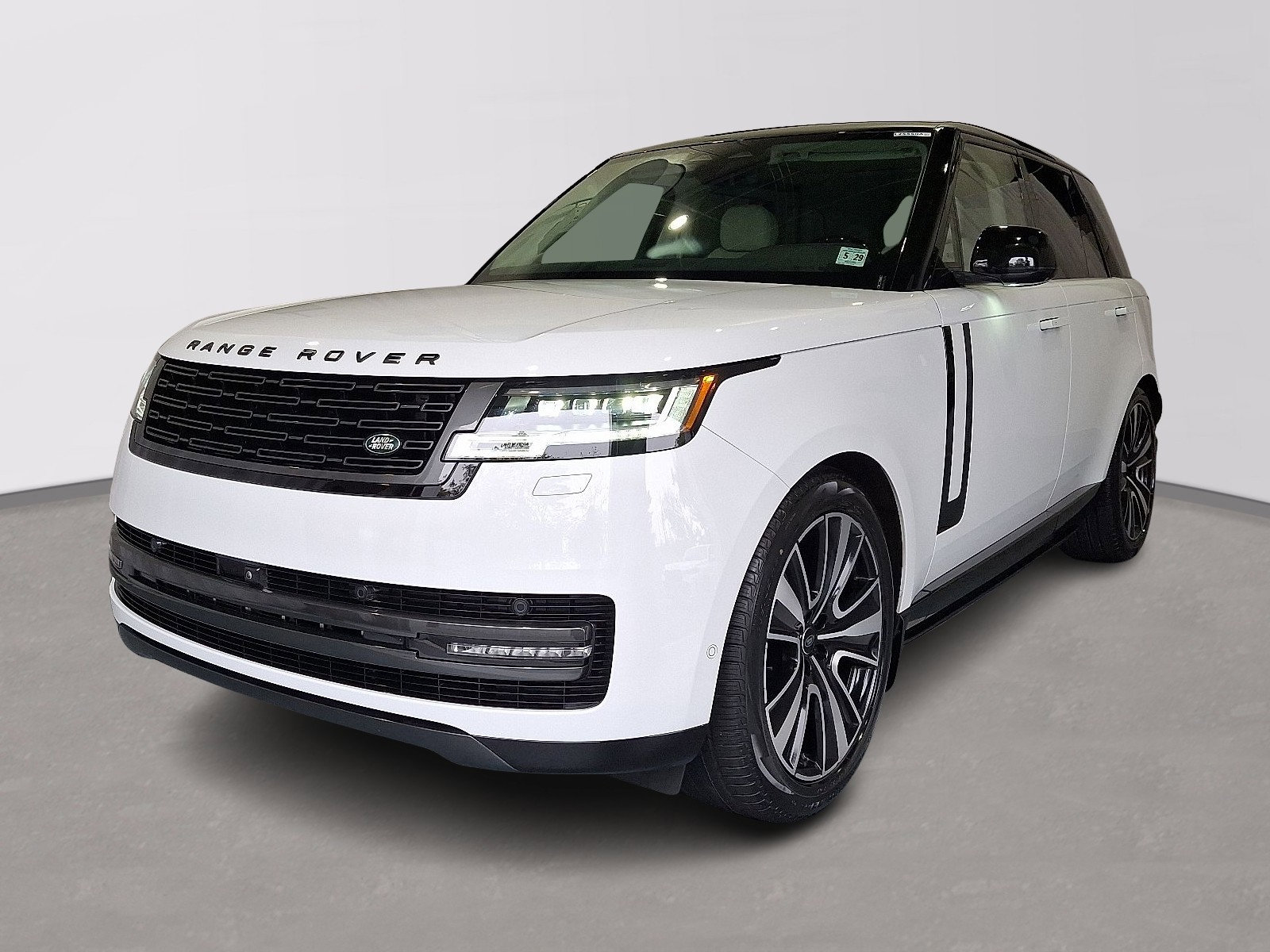 Certified 2024 Land Rover Range Rover SE