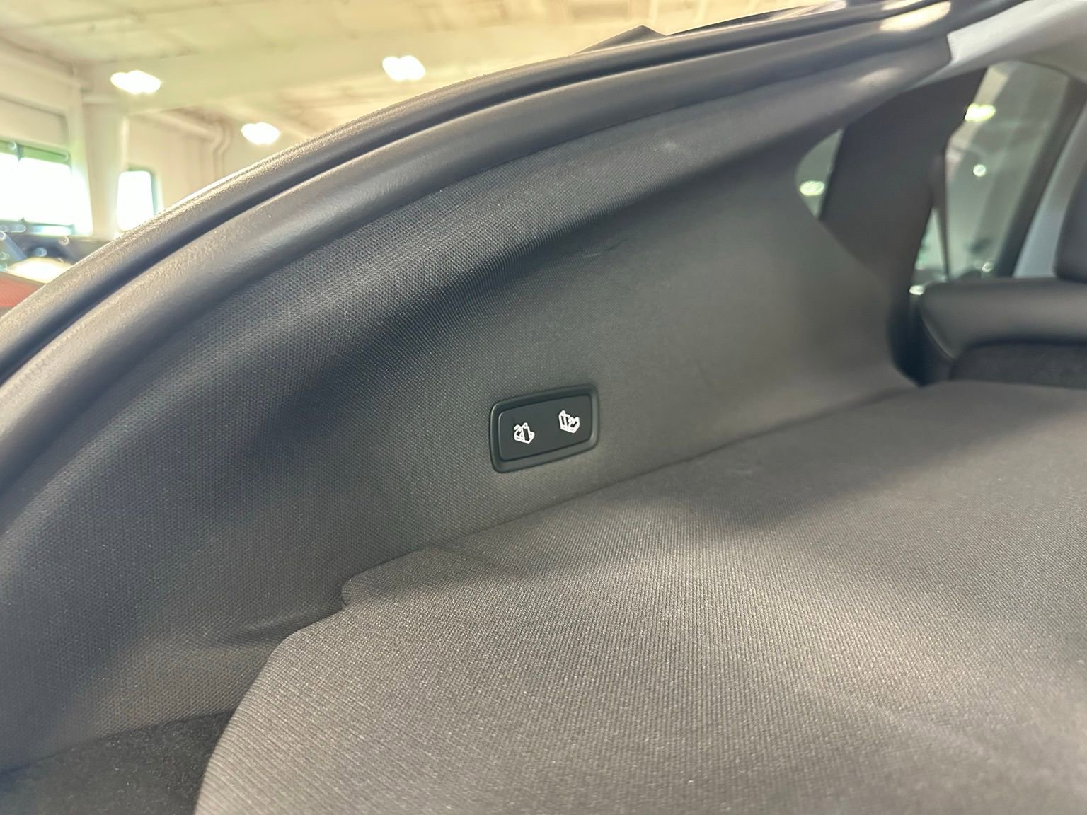 Used 2026 Tesla Model Y Long Range AWD/4WD image 43