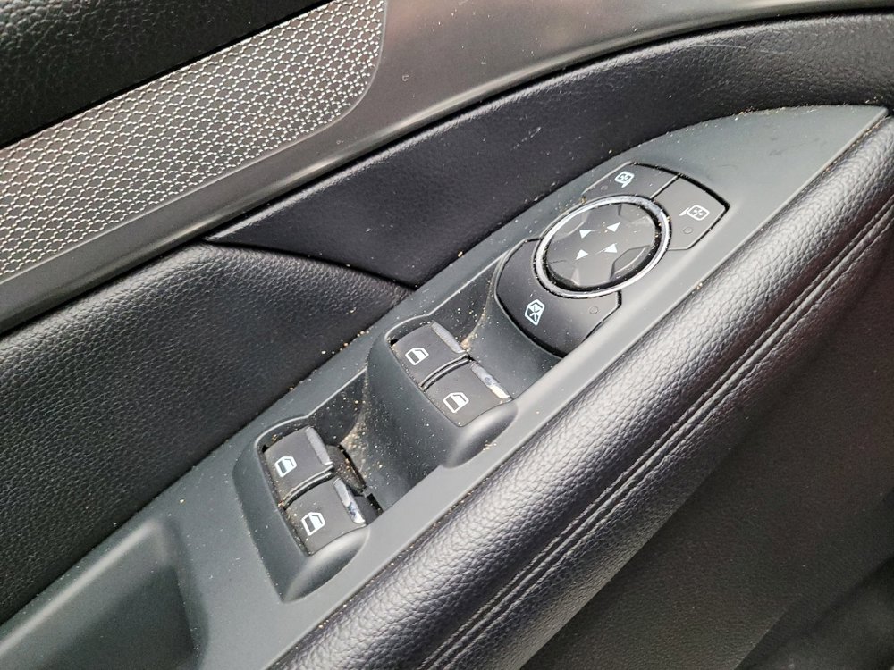 Used 2019 Ford Explorer XLT w/ Equipment Group 201A FWD image 27