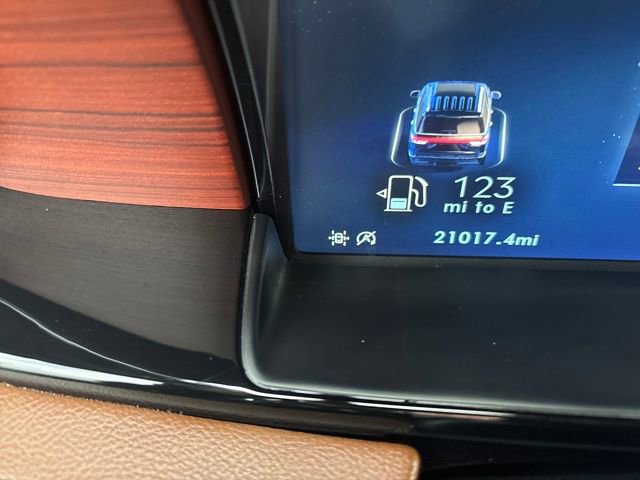 Certified 2024 Lincoln Navigator Reserve AWD/4WD image 18