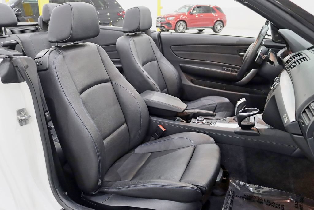 Used 2013 BMW 135is Convertible RWD image 27