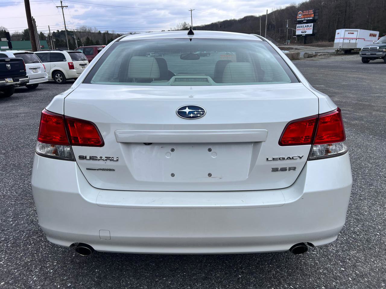 Used 2012 Subaru Legacy 3.6R Limited image 6