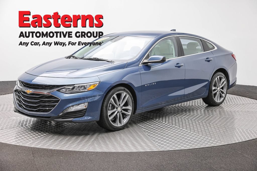 Used 2024 Chevrolet Malibu LT FWD image 1