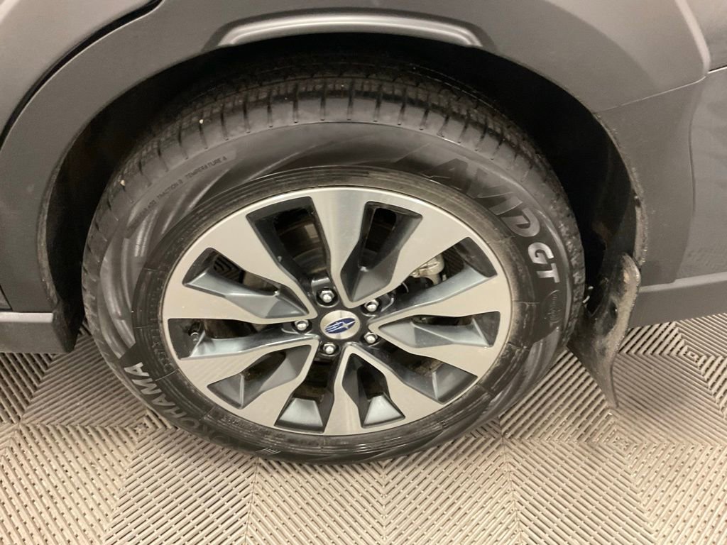 Used 2024 Subaru Outback Touring w/ Popular Package #2 image 12