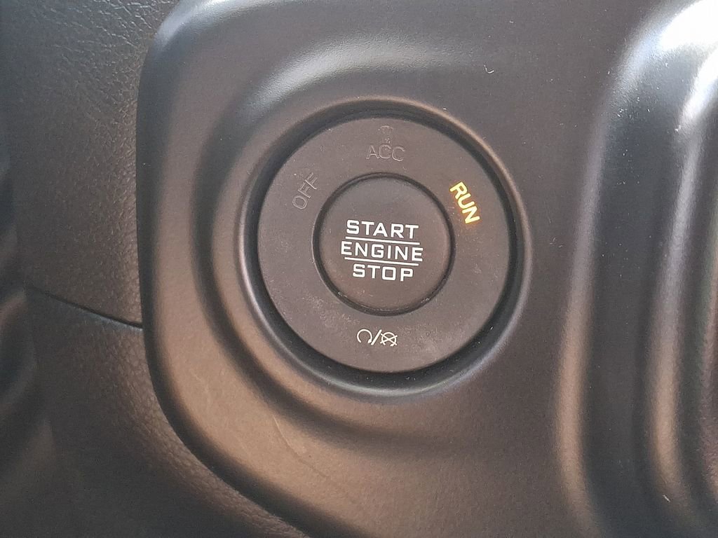 Used 2022 Jeep Wrangler Unlimited Sahara image 26