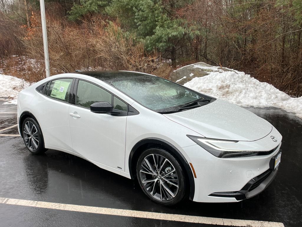 New 2026 Toyota Prius XLE image 7