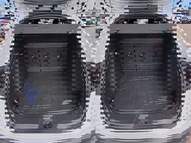 New 2026 Chevrolet Trax RS w/ Driver Confidence Package image 16