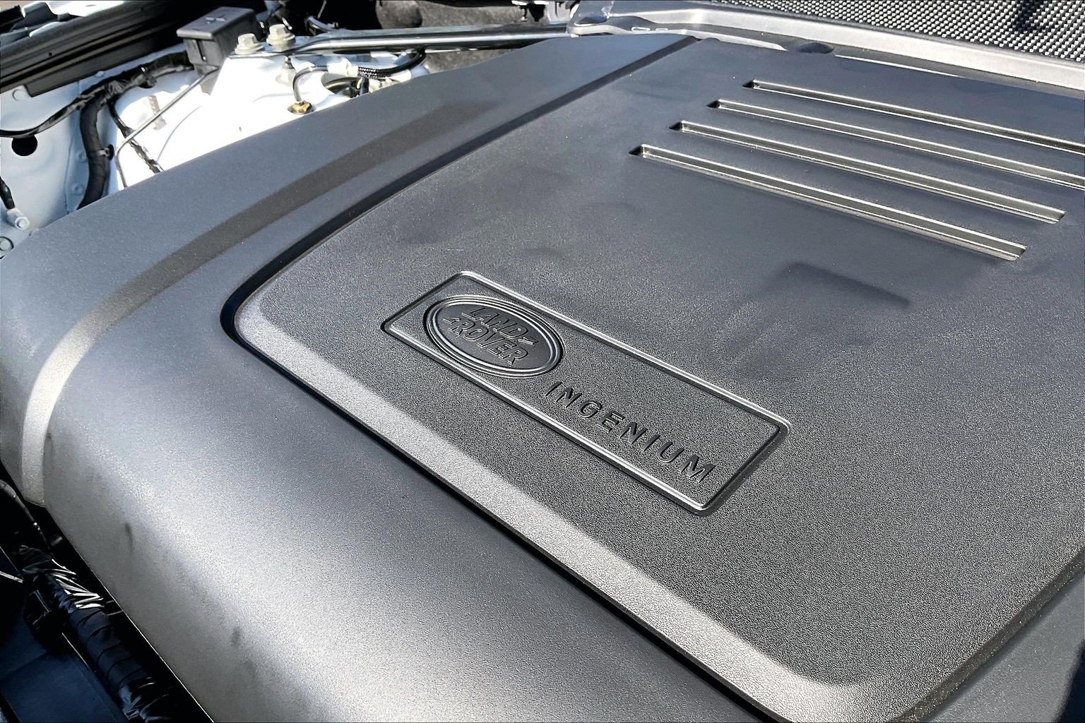 New 2026 Land Rover Discovery S AWD/4WD image 19