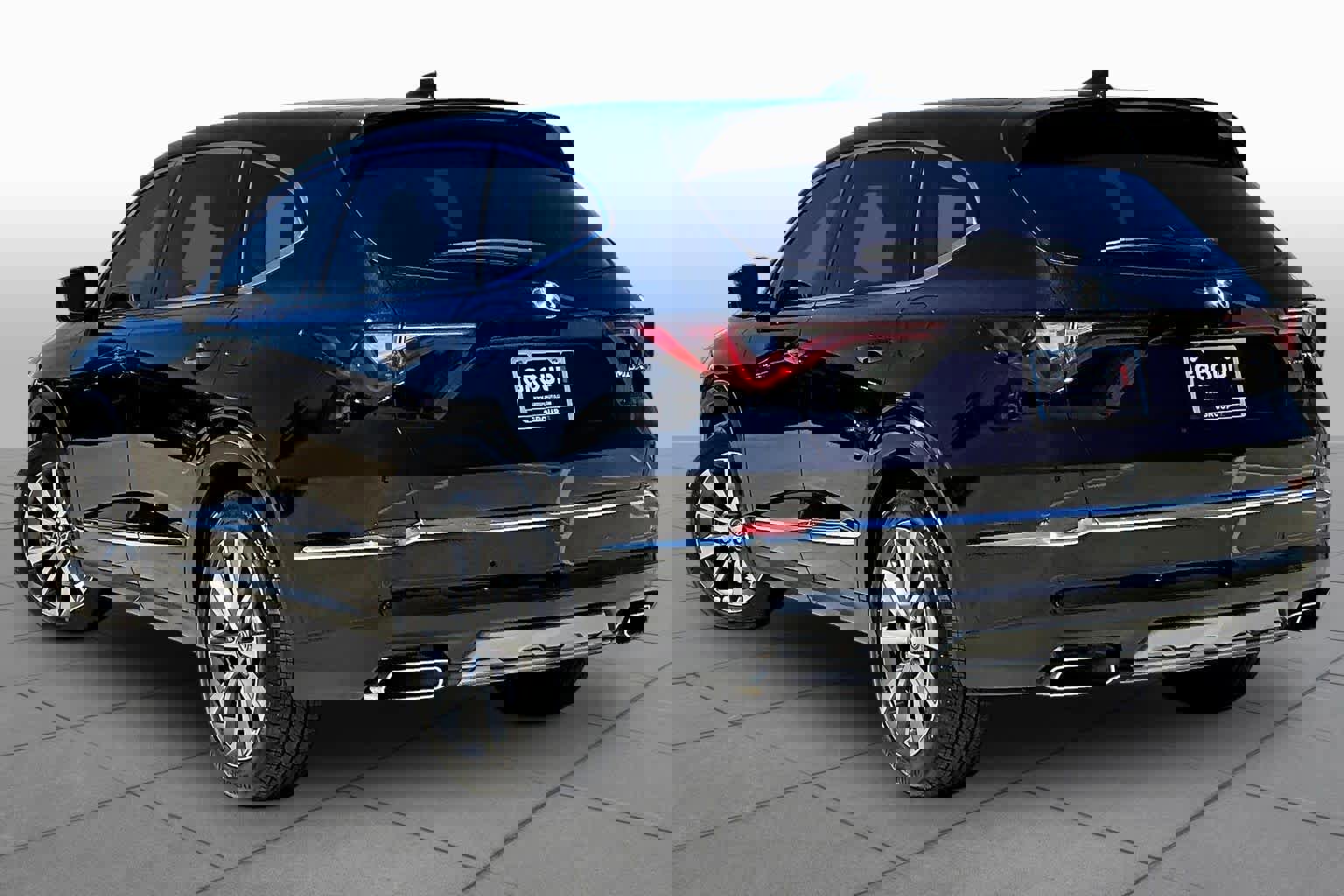 Used 2025 Acura MDX FWD w/ Technology Package image 12