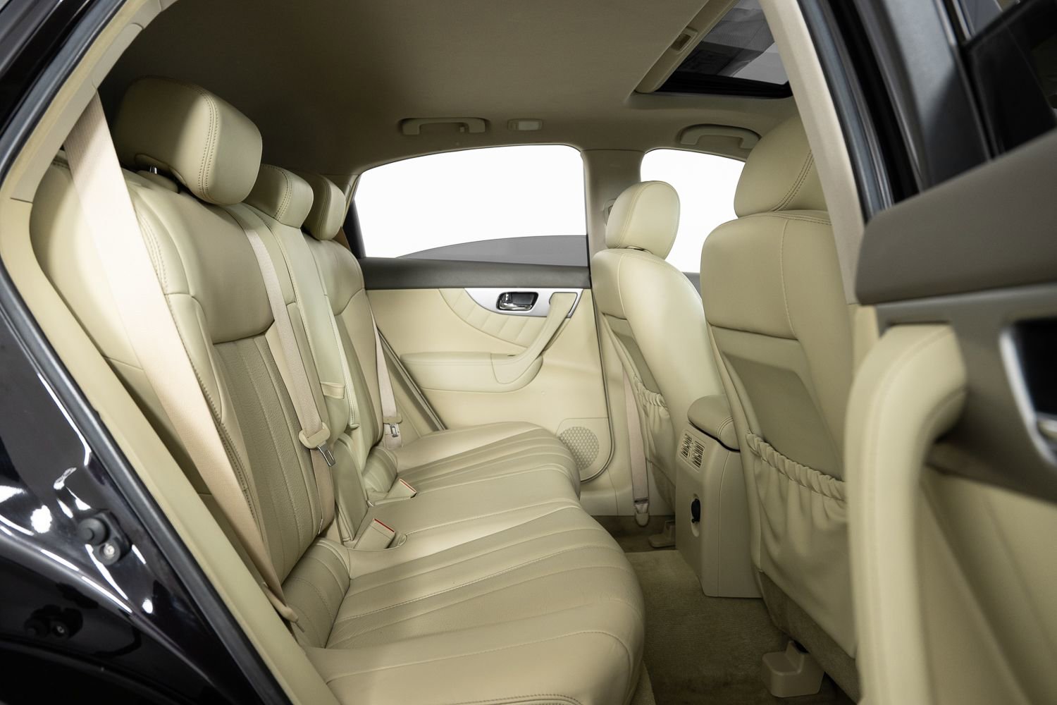 Used 2014 INFINITI QX70 AWD w/ Premium Package image 23