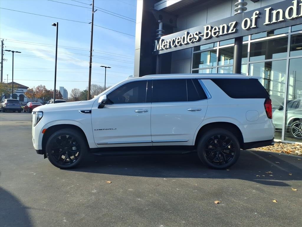 Used 2023 GMC Yukon Denali w/ LPO, Floor Liner Package image 3
