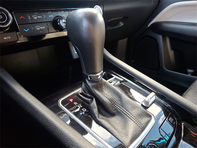 Used 2023 Jeep Compass Limited image 14