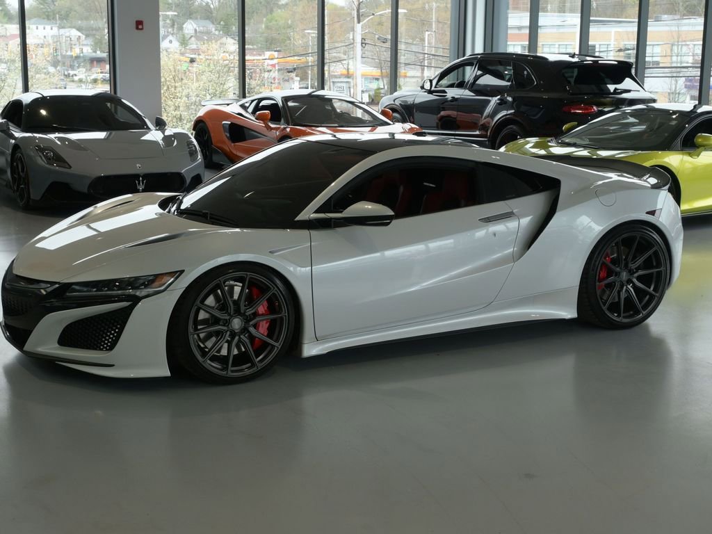 Used 2020 Acura NSX AWD/4WD image 10