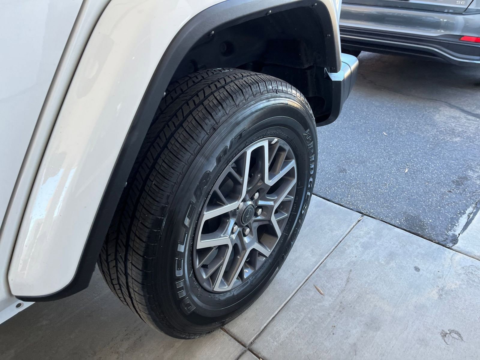 Used 2025 Jeep Wrangler Sahara image 30