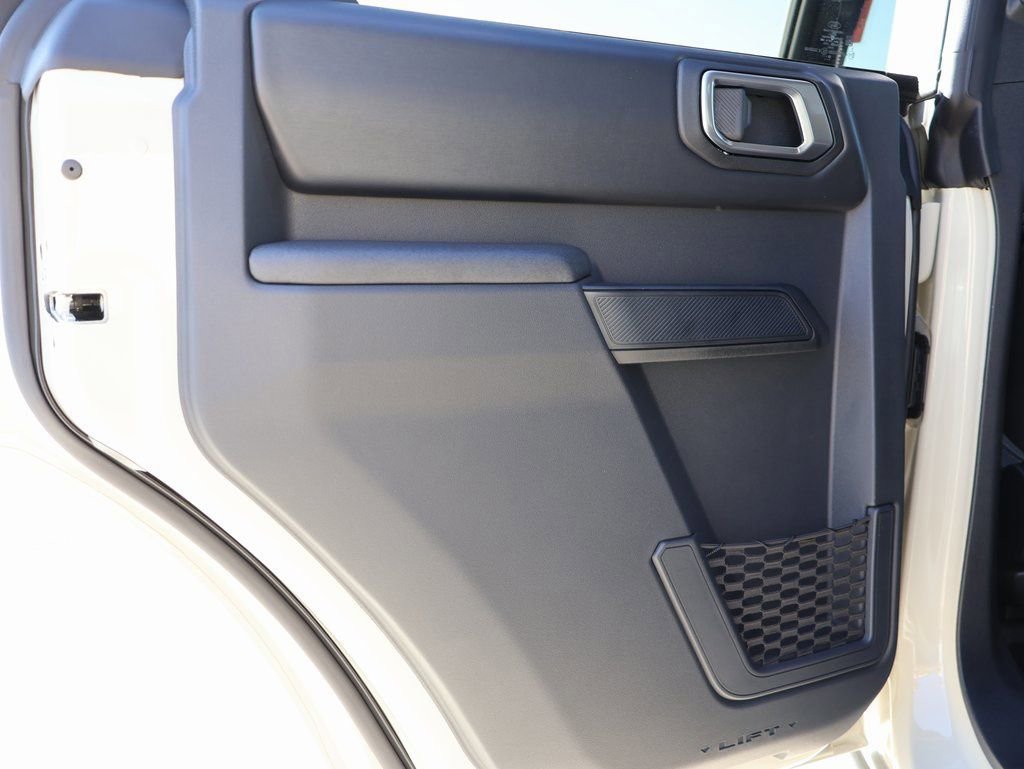 New 2025 Ford Bronco Badlands w/ Sasquatch Package image 16