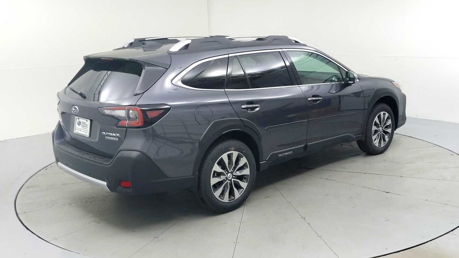 New 2025 Subaru Outback Touring image 4